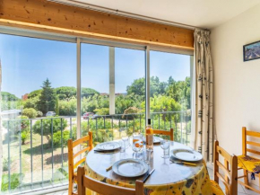 Apartment Les Roses Lauriers by Interhome